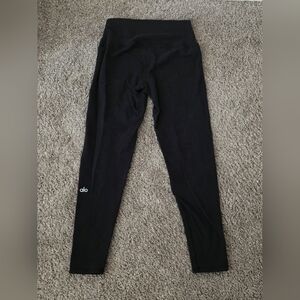 ALO Yoga Women   Black High-Waist Leggings Size Small.